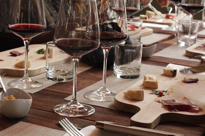 Rome Food Tour: Unlimited Tastings with Fine Wine & Barolo - Key details before you book
