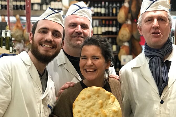 Rome Food Tour: Unlimited Tastings with Fine Wine & Barolo - Paciotti Salumeria focuses on products, not just plates