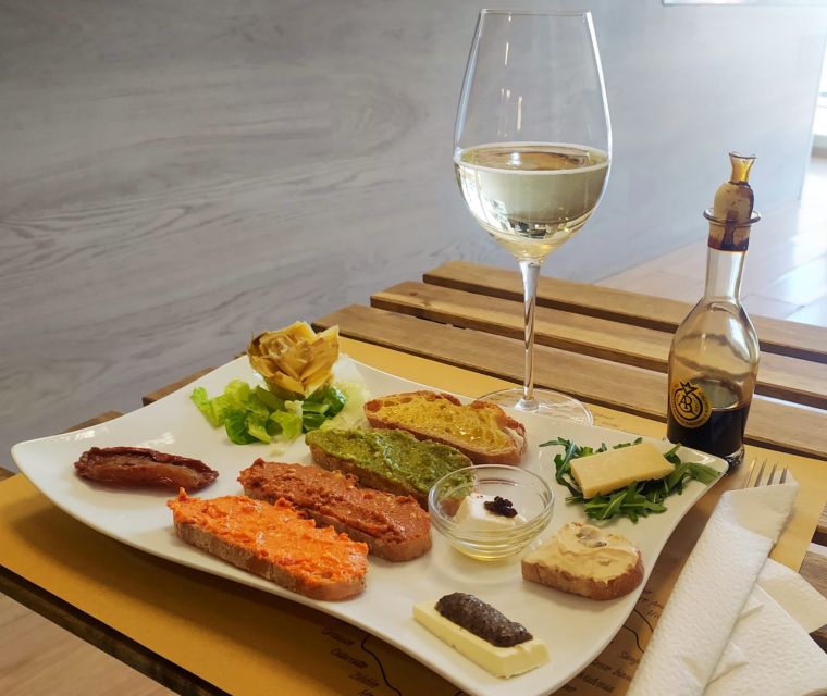Rome: Food Tour with Unlimited Food and Barolo Wine - Key points to know before booking