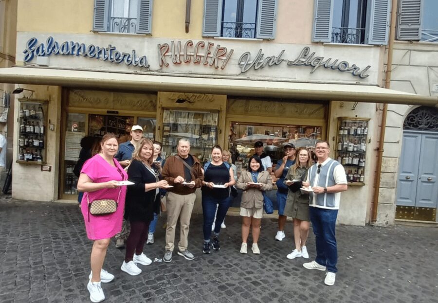 Rome: Food & Wine Tour of Campo de Fiori, Ghetto, Trastevere - Walking conditions, timing, and comfort