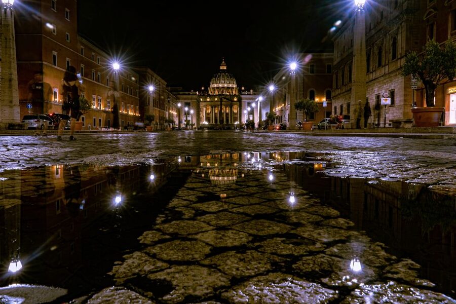 Rome: Ghostly Nighttime Walking Tour - The church of bones and death