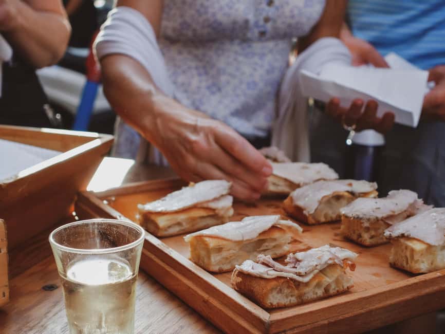 Rome: Guided Food Tour in Trastevere - Spirito di Vino and the long pasta meal
