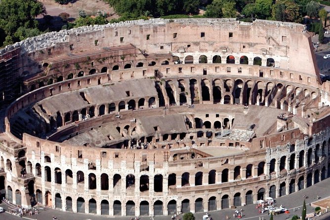 Rome: Guided Group Tour of Colosseum, Roman Forum & Palatine Hill - Three Roman landmarks in one short visit