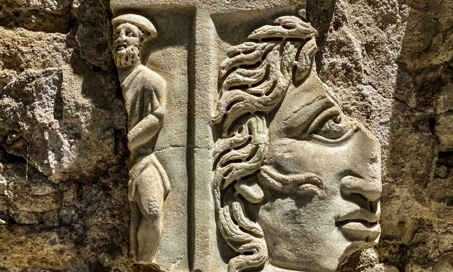 Rome: Guided Roman Catacombs Tour with Transfers - Wall paintings, symbols, and the change from pagan Rome