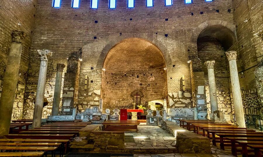 Rome: Guided Roman Catacombs Tour with Transfers - Practical clothing and packing advice