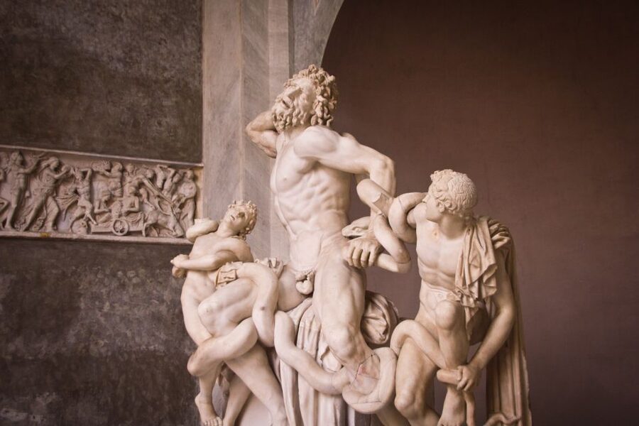 Rome: Guided Tour of St. Peter’s Basilica & Panoramic Dome - Climbing the dome above Vatican City
