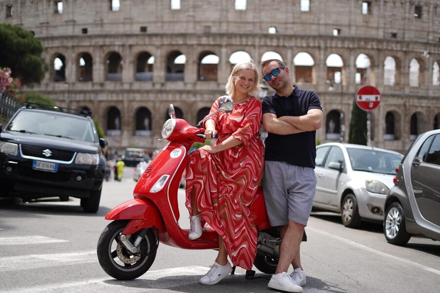 Rome: Guided Vespa Tour with Photo Stops - The photography package is more than a small extra
