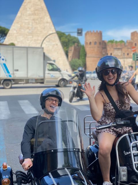 Rome: Highlights Vespa Sidecar Tour with Coffee and Gelato - Guides, drivers, and the human side of the tour