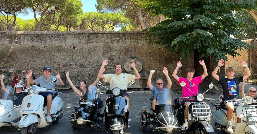 Rome: Highlights Vespa Sidecar Tour with Coffee and Gelato - Seeing the Colosseum without a long museum stop