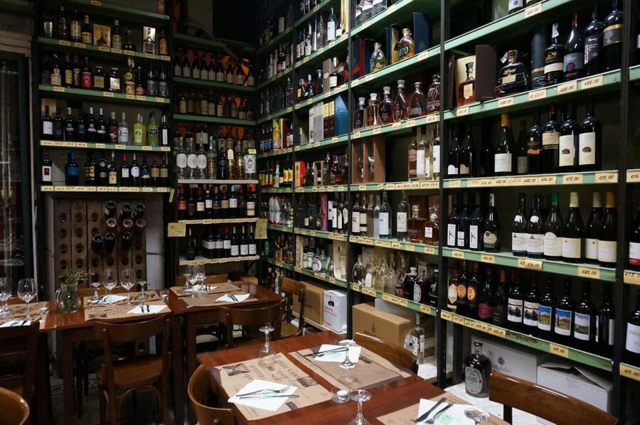 Rome: Italian Opera Concert and Traditional Dinner - Walking from Via IV Novembre to Enoteca Corsi