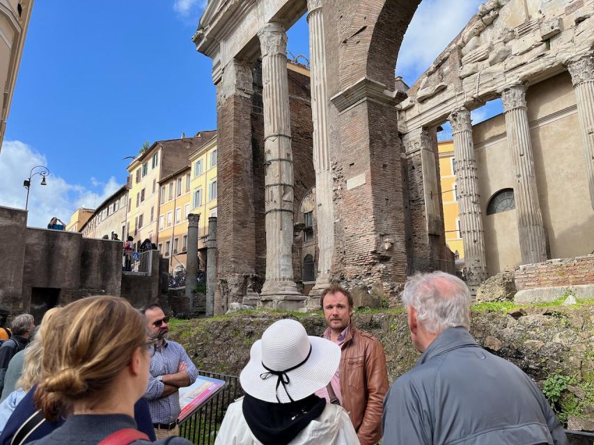 Rome: Jewish Ghetto and Trastevere Tour - Tiber Island gives the tour its natural bridge