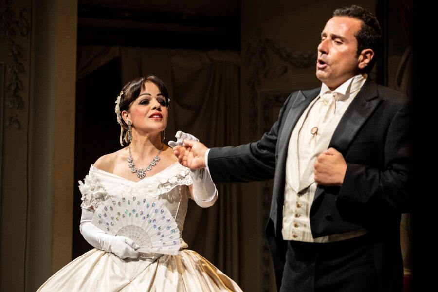 Rome: La Traviata at St. Paul's Within the Walls - What the 130-minute performance feels like