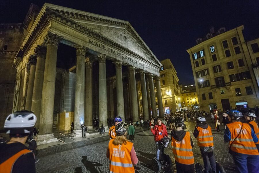 Rome: Night Segway Tour - Why Rome works so well after dark