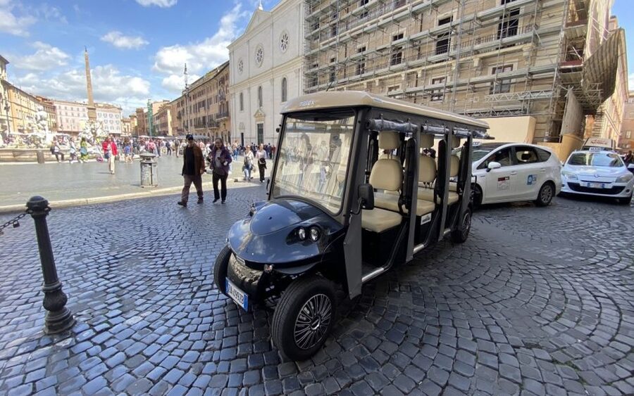 Rome: Night Tour of the City by Golf Cart (Private option) - Piazza Navona and the Baroque side of Rome