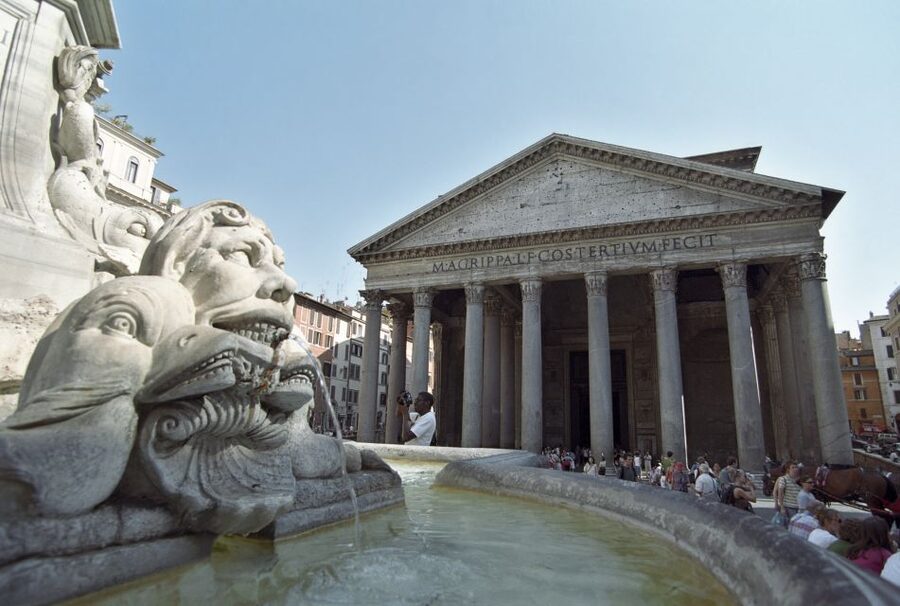 Rome: Pantheon Guided Tour with Entry Ticket and Headsets - The guides are the main reason to choose this tour