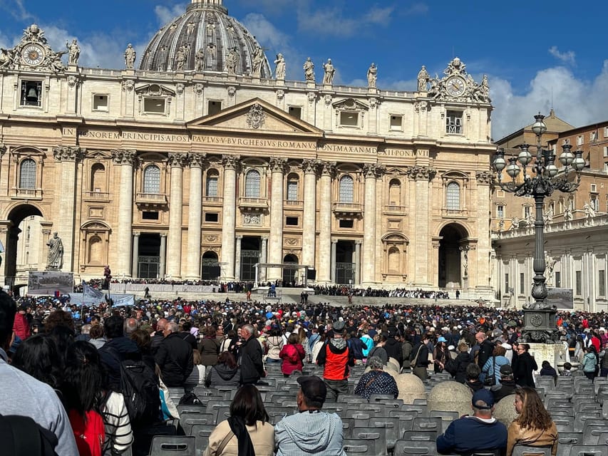 Rome: Papal Audience Tour With Reserved Access - What happens after the blessing