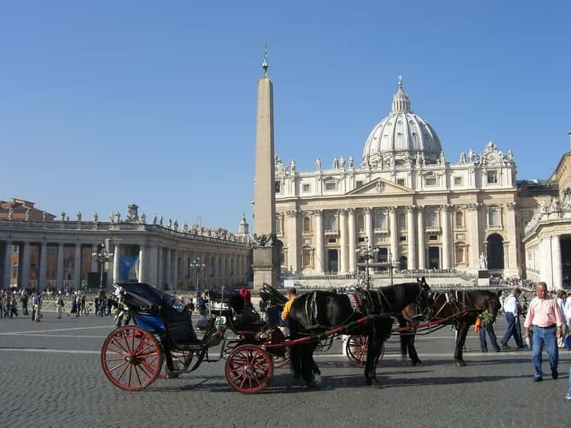 Rome: Papal Audience with Pope Leo XIV - The meeting point and the walk through Borgo