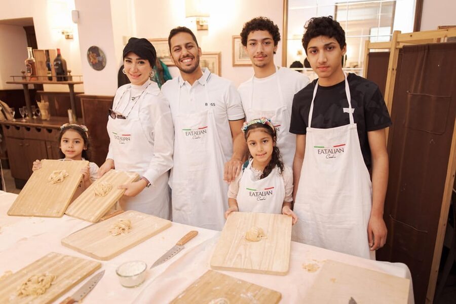 Rome: Pasta and Tiramisu Cooking Class in Piazza Navona - Choosing one of four Roman pasta sauces
