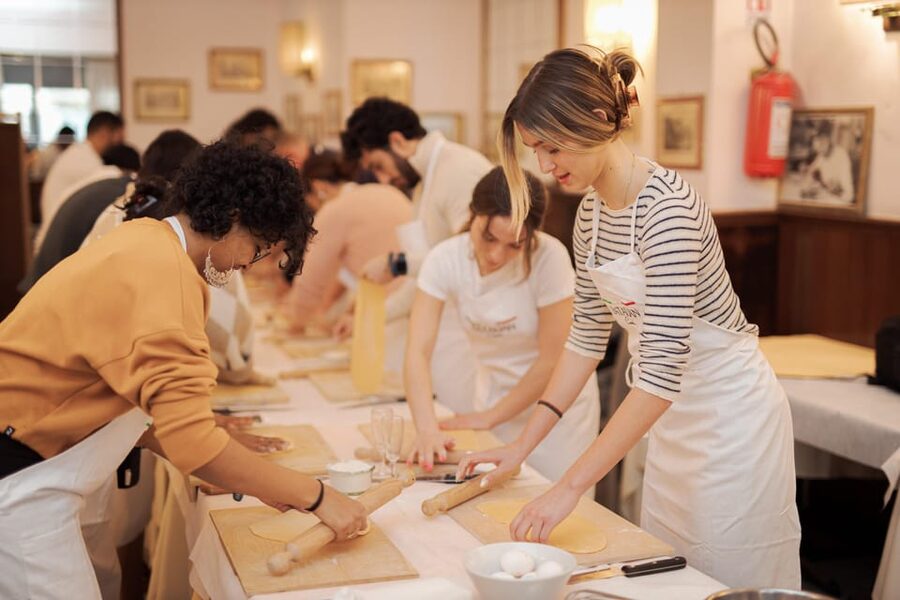 Rome: Pasta and Tiramisu Cooking Class in Piazza Navona - Making fresh fettuccine by hand