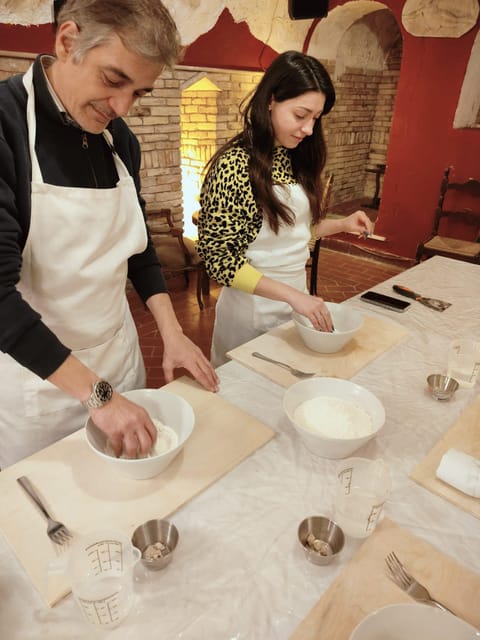 Rome: Pasta & Tiramisu Cooking Class near the Spanish Steps - Is this a serious lesson or a fun Roman night?