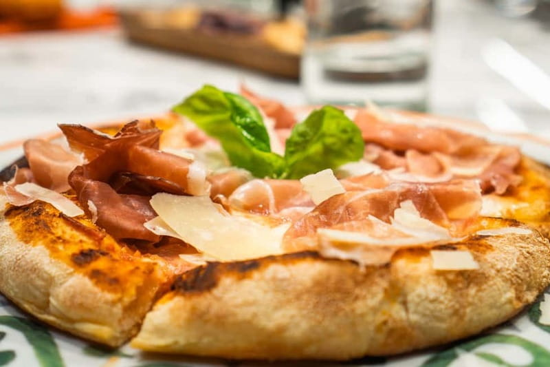 Rome: Pizza and Gelato Cooking Class with Wine - Who should book this experience?