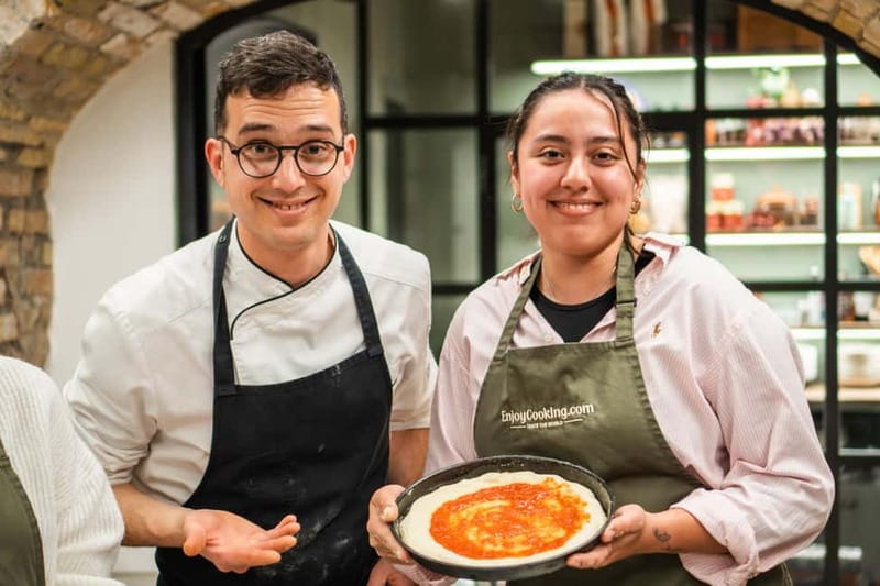 Rome: Pizza and Gelato Cooking Class with Wine - The chefs make the difference