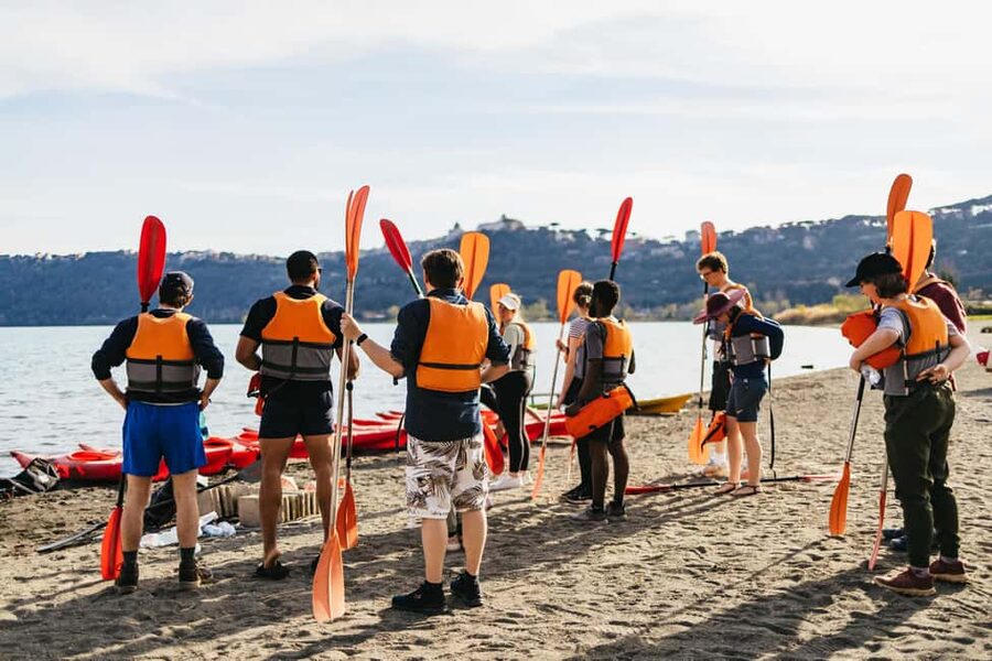 Rome: Popes' Lake, Kayak Tour with Swimming & Roman Pizza - What the $45.55 price really covers