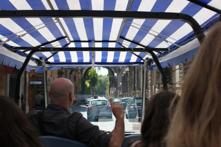 Rome: Private Guided City Highlights Tour by Golf Cart - A private guide can shape the day