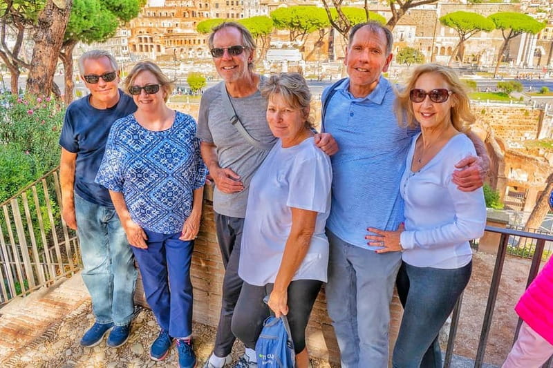 Rome: Private Guided Golf Cart Tour with Gelato or Wine - Why the guide matters more than the vehicle