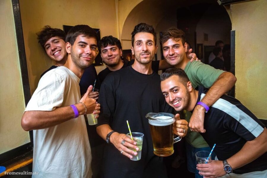 Rome: Pub Crawl and Ultimate Party with Open Bar and Pizza - Drinking games and the first introductions