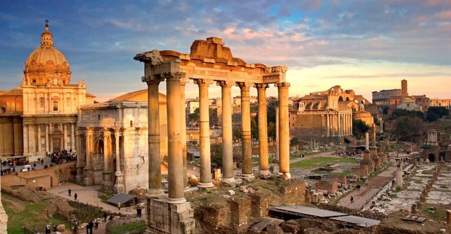 Rome: Roman Forum and Palatine Hill Licensed Guided Tour - Reading the ruins instead of just looking at them