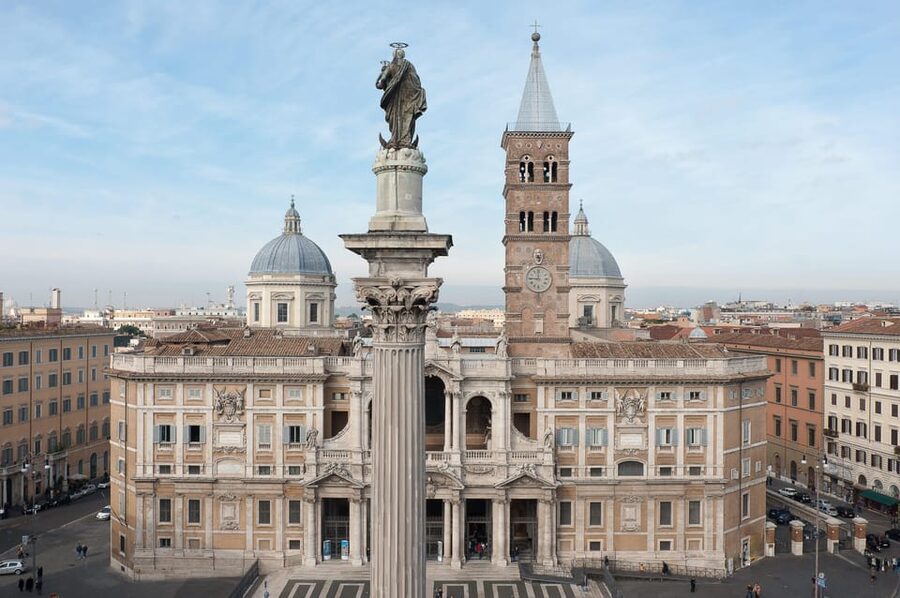 Rome: Santa Maria Maggiore Upper Areas Skip-the-Line Ticket - The Loggia of Blessings and Rusuti’s medieval mosaics