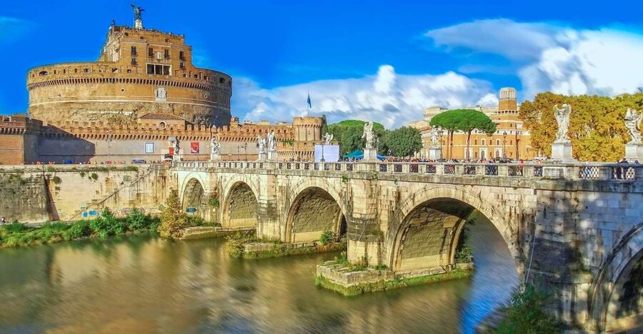 Rome: Small Group Guided Tour of Castel Sant'Angelo - Why Castel Sant’Angelo deserves two hours