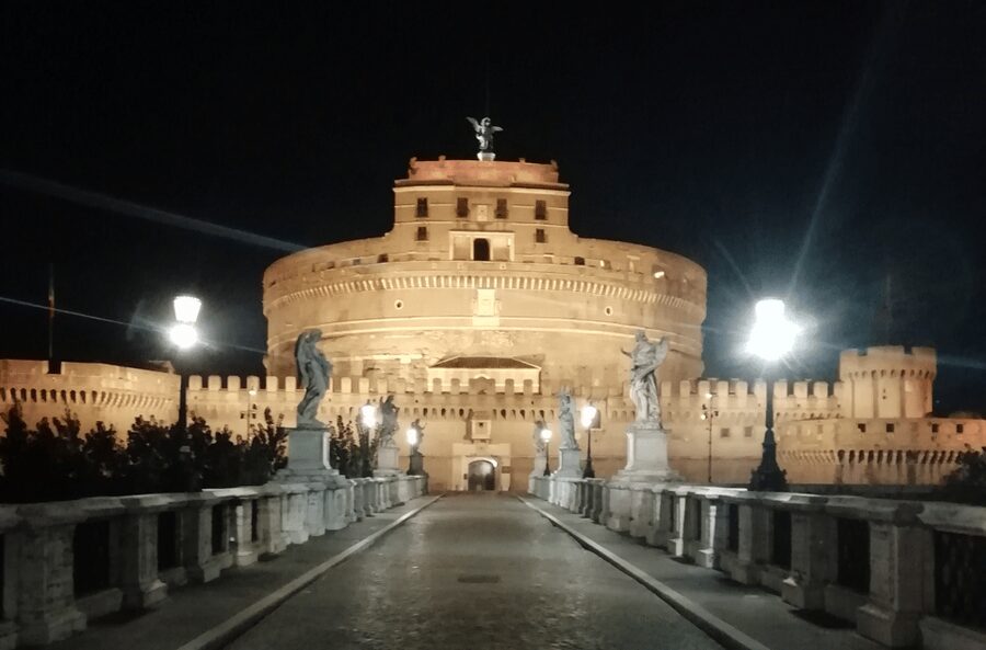 Rome: Small Group Rome's Dark Side - Ghosts & Legends Tour - Ponte Sisto and the city’s haunted crossings