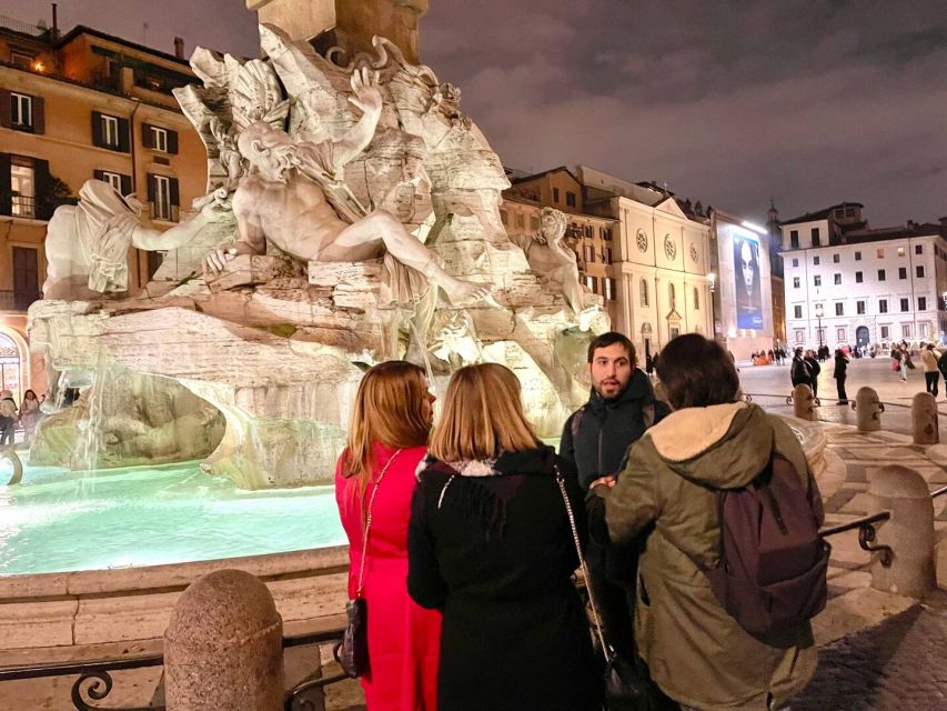 Rome: Spanish Steps, Trevi, Navona and Pantheon Sunset Tour - Trevi Fountain after dark