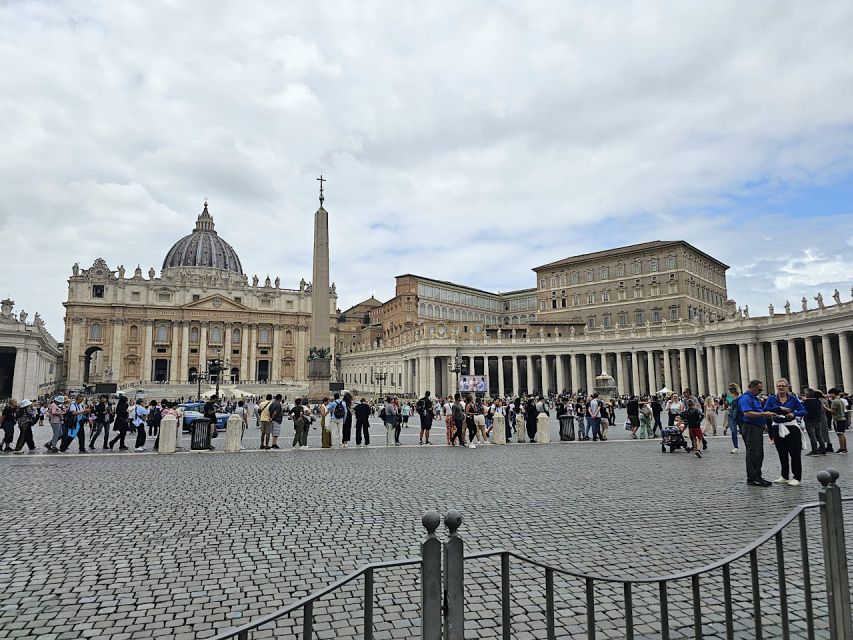 Rome: St. Peter's Basilica, Dome, and Vatican Grottoes Tour - Inside St. Peter’s Basilica