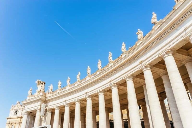 Rome: St. Peter's Basilica, Papal Tombs, and Dome Climb Tour - The Vatican Grottoes and papal tombs