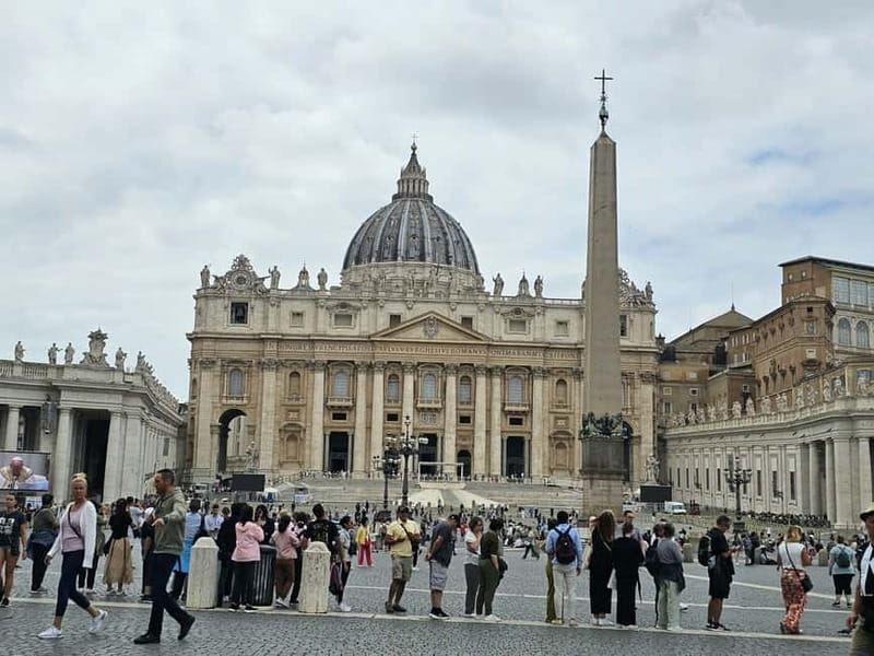 Rome: St. Peter's Basilica & Papal Tombs Tour with Dome - Who should book this experience?