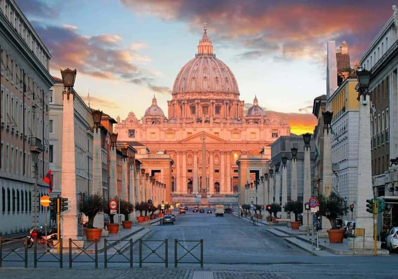 Rome: St. Peter's Basilica & Papal Tombs Tour with Dome - Entering the basilica and facing its scale