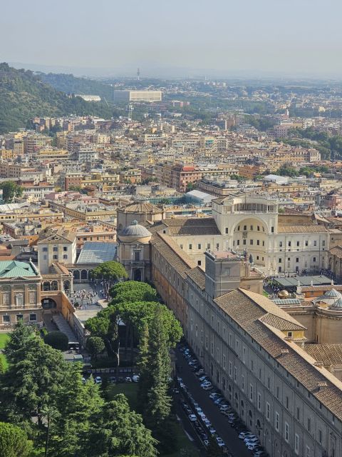 Rome: St. Peter's Basilica & Papal Tombs Tour with Dome - Three meters below: the Papal Grottoes