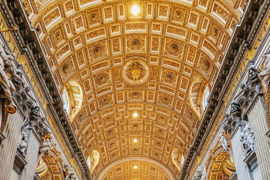Rome: St. Peter's Basilica, Square and Grottoes Guided Tour - Inside the basilica: gold, mosaics, and major artists