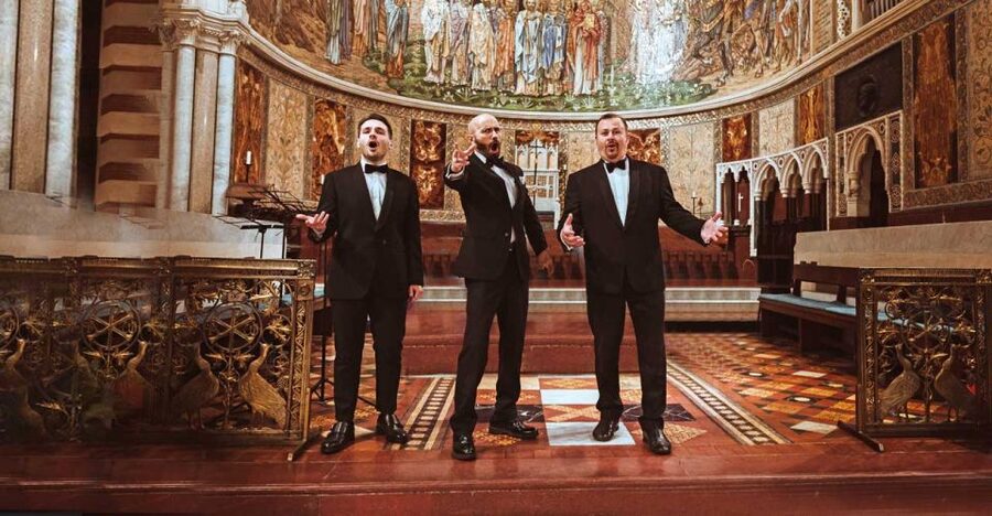 Rome: The Three Tenors at St. Paul's Church Concert Ticket - Entering St. Paul’s Within the Walls on Via Nazionale