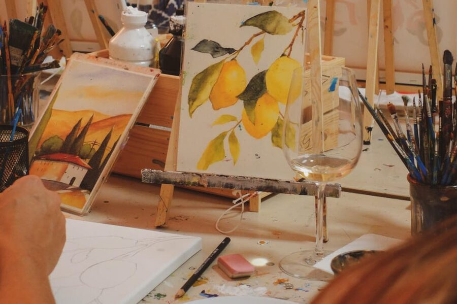 Rome: Tipsy Painting Class with Fine Wine and Arts - Key points to know before booking