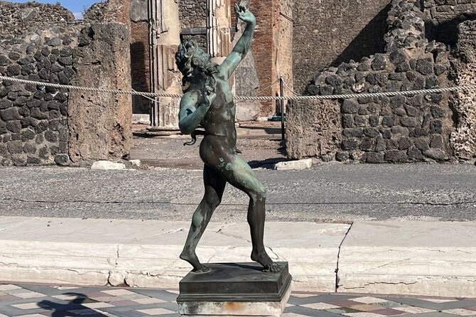 Rome to Pompeii Guided Tour with Wine & Lunch by High Speed Train - What two hours at Pompeii can and cannot do