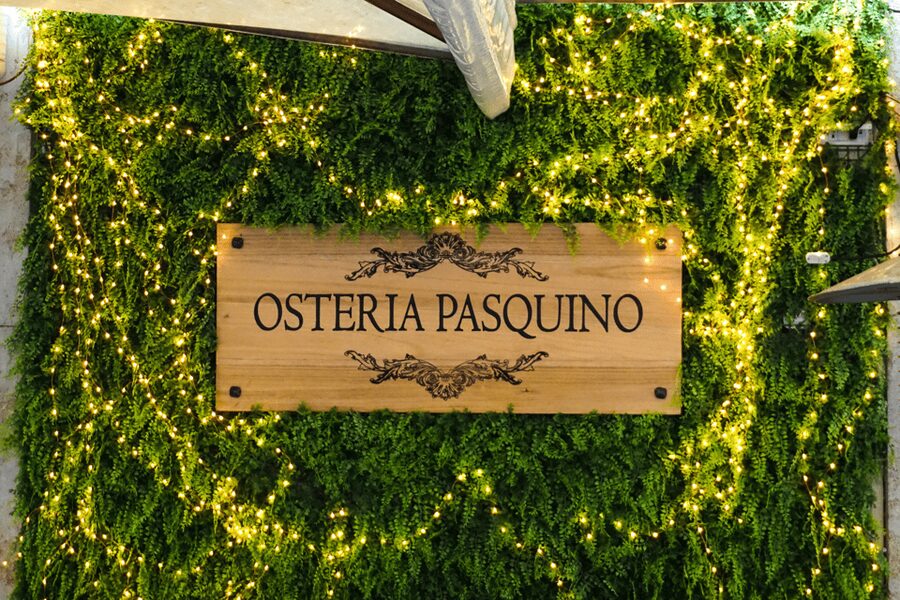 Rome: Traditional Pizza Cooking Class near Piazza Navona - Baking your pizza in the Osteria Pasquino kitchen