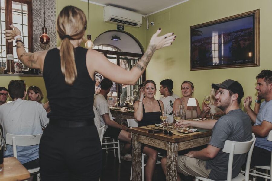 Rome: Trastevere Wine Tasting with Food Pairing and Gelato - Who should book this Trastevere experience?