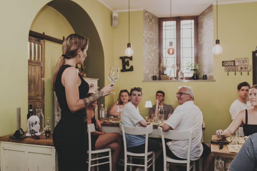 Rome: Trastevere Wine Tasting with Food Pairing and Gelato - Starting at Essenza Wine Bar or Trapizzino