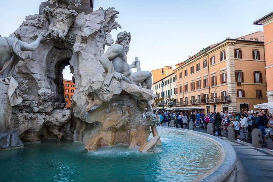 Rome: Trevi Fountain, Spanish Steps & Pantheon Walking Tour - A pause for gelato, not a full meal