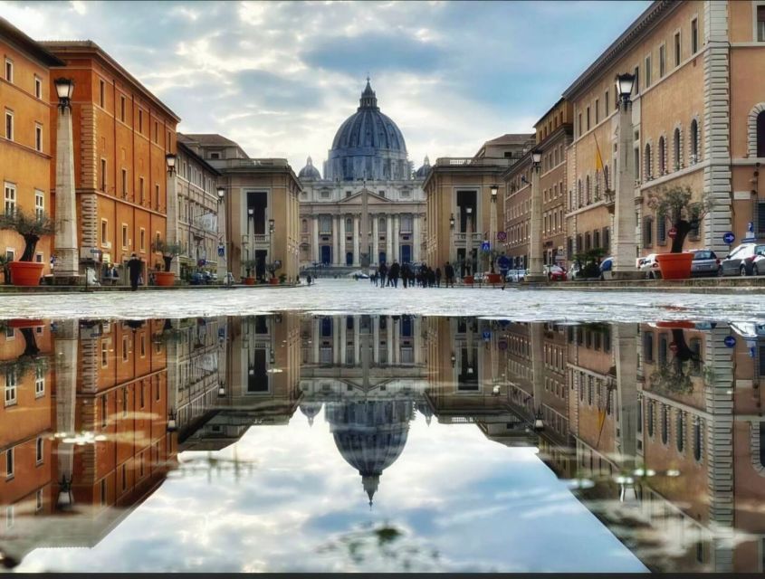 Rome: Vatican Museums and Sistine Chapel Tour with Ticket - Raphael’s Rooms and the papal apartments