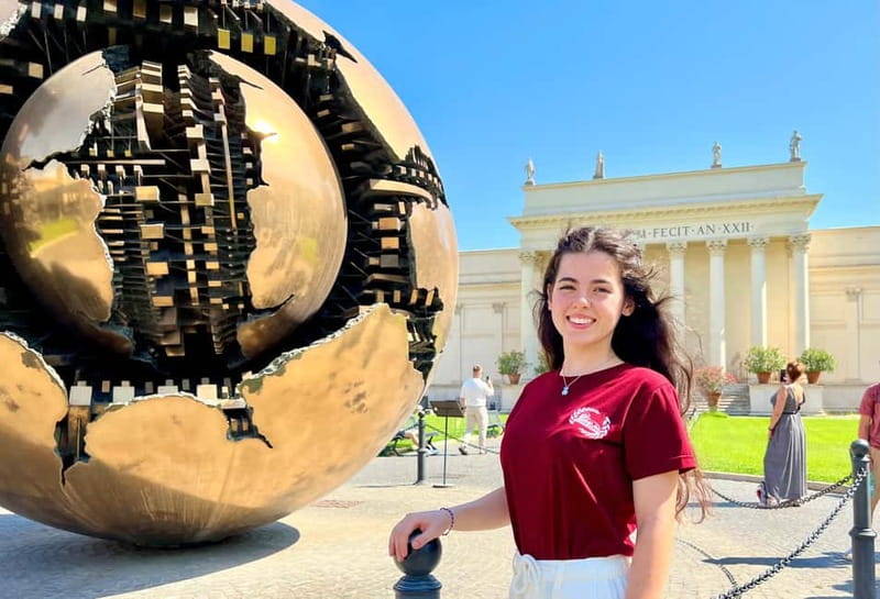Rome: Vatican Museums, Sistine Chapel Tour & Basilica Access - Belvedere Courtyard and the first sculptures